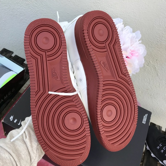 NIKE AUTHENTIC MENS AIR FORCE 1 Sz 9.5 New - Picture 3 of 8